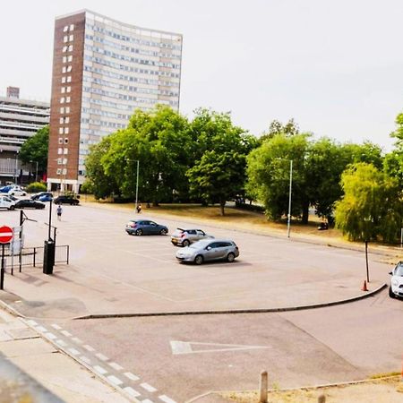 Urban Stylish Apartment - Southend Stays Esterno foto