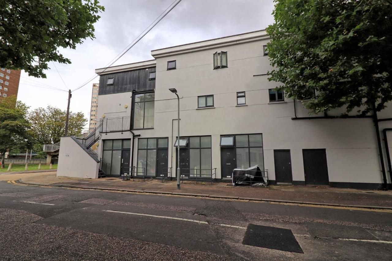 Urban Stylish Apartment - Southend Stays Esterno foto